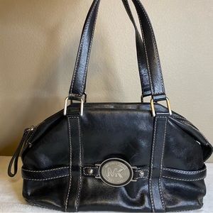 Vintage Michael Kors Black Leather Shoulder Bag Purse Medium Size Duffle